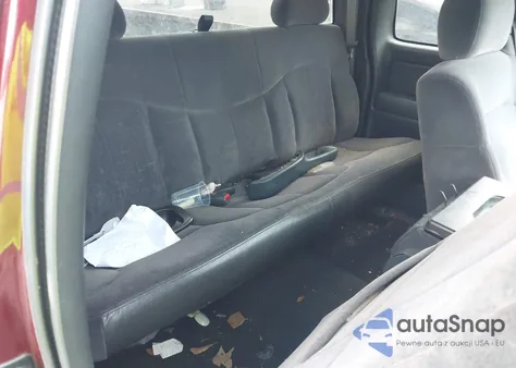 2002 Chevrolet Silverado 1500 Ls z USA, uszkodzony, nr VIN 1GCEC19T02Z130553